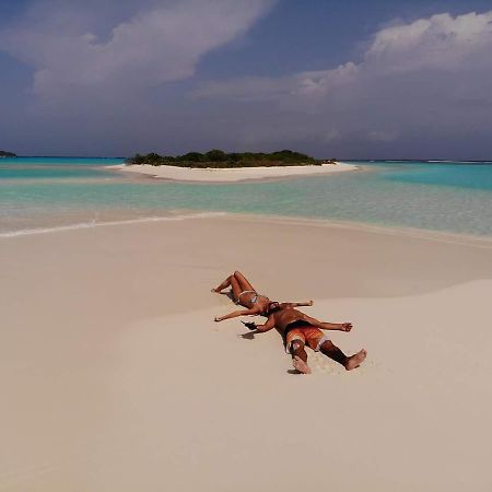 Surfretreat Otel Bodufolhudhoo Dış mekan fotoğraf