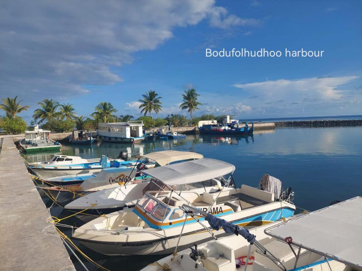 Surfretreat Otel Bodufolhudhoo Dış mekan fotoğraf