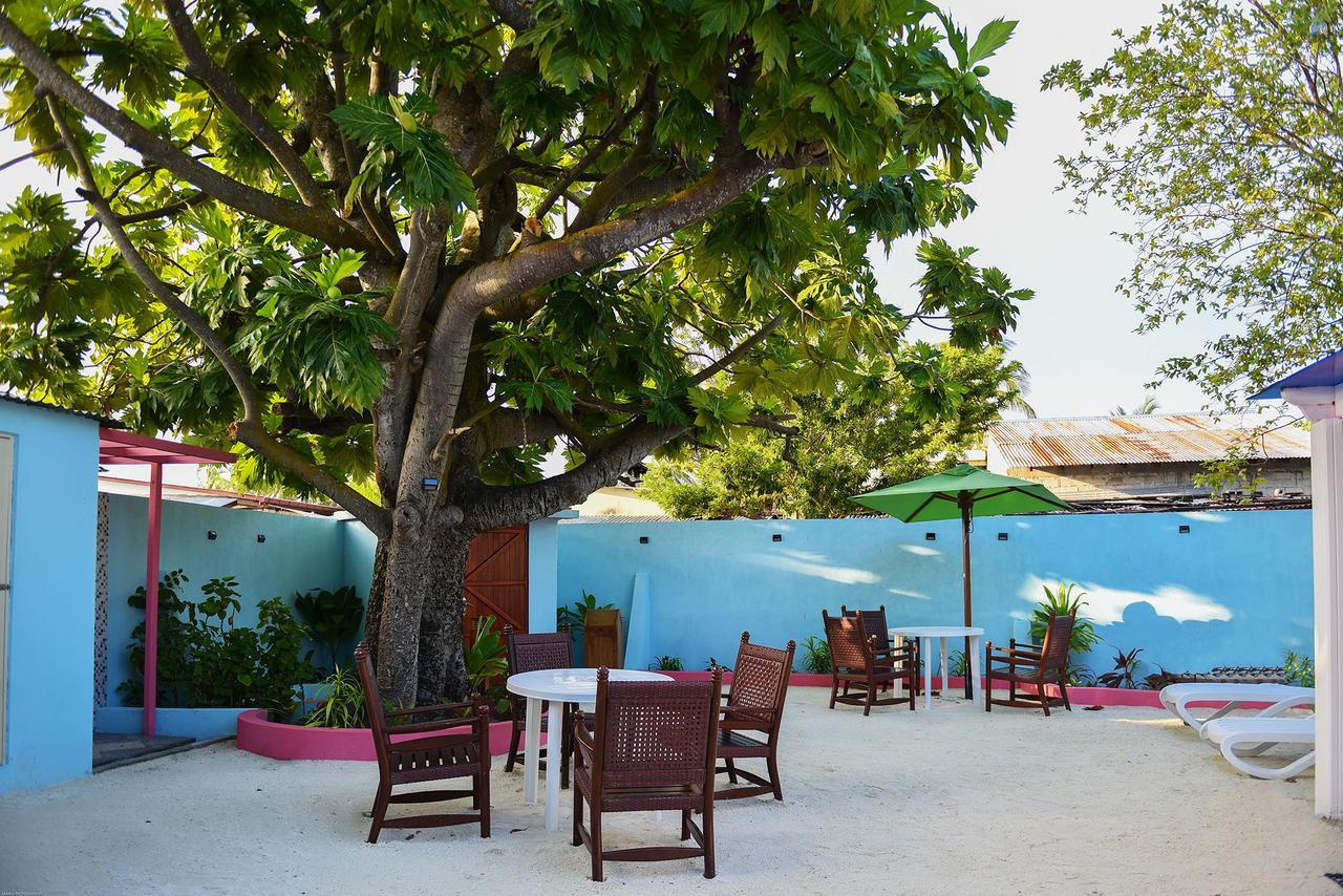 Surfretreat Otel Bodufolhudhoo Dış mekan fotoğraf