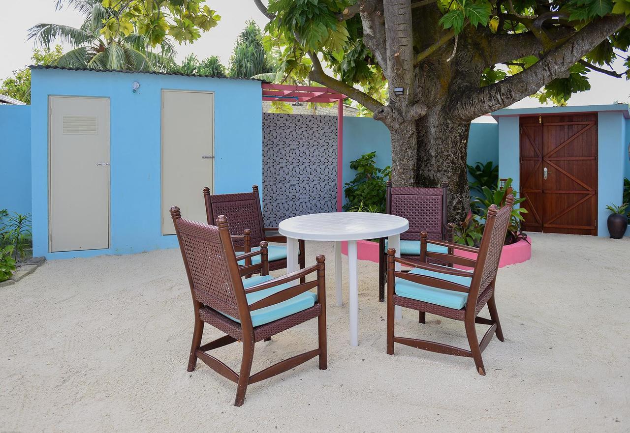Surfretreat Otel Bodufolhudhoo Dış mekan fotoğraf