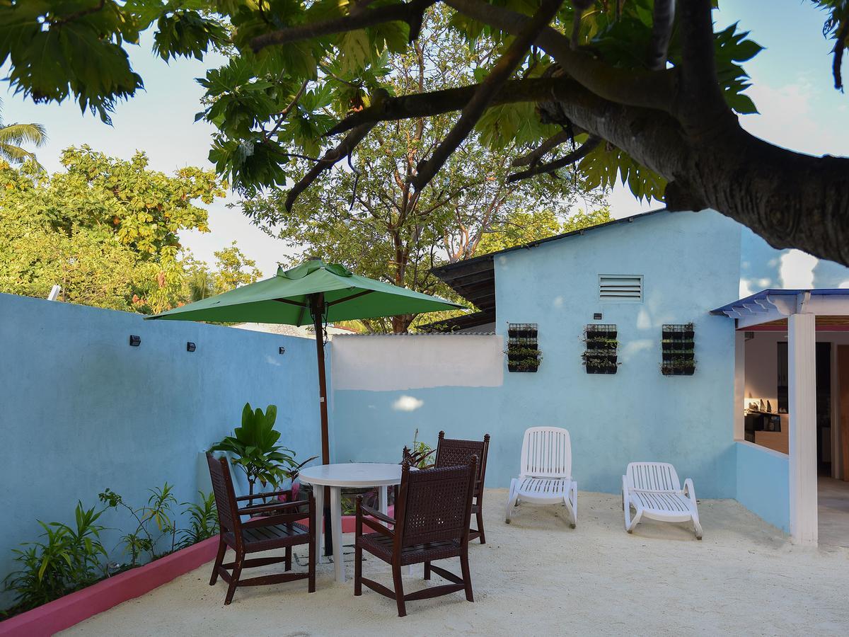 Surfretreat Otel Bodufolhudhoo Dış mekan fotoğraf