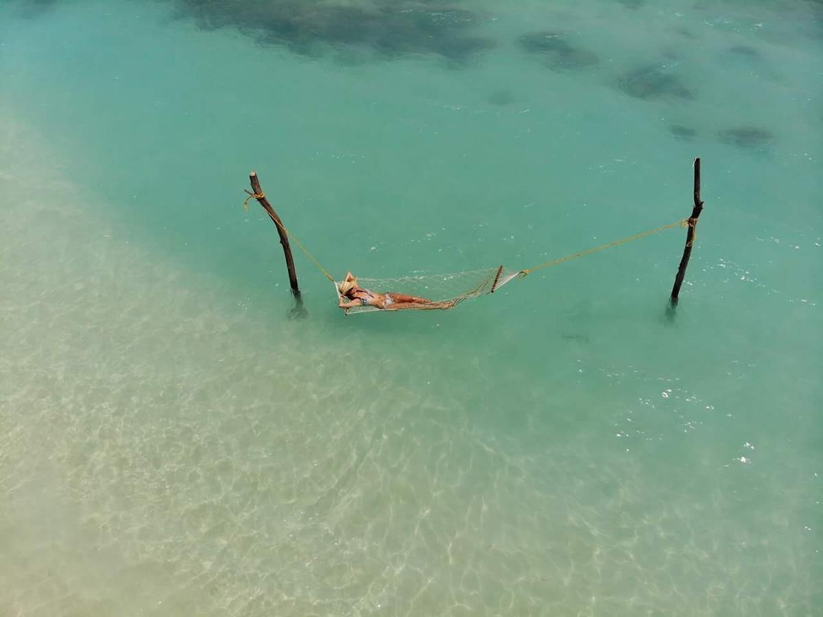 Surfretreat Otel Bodufolhudhoo Dış mekan fotoğraf